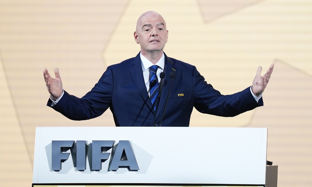米歇爾始終